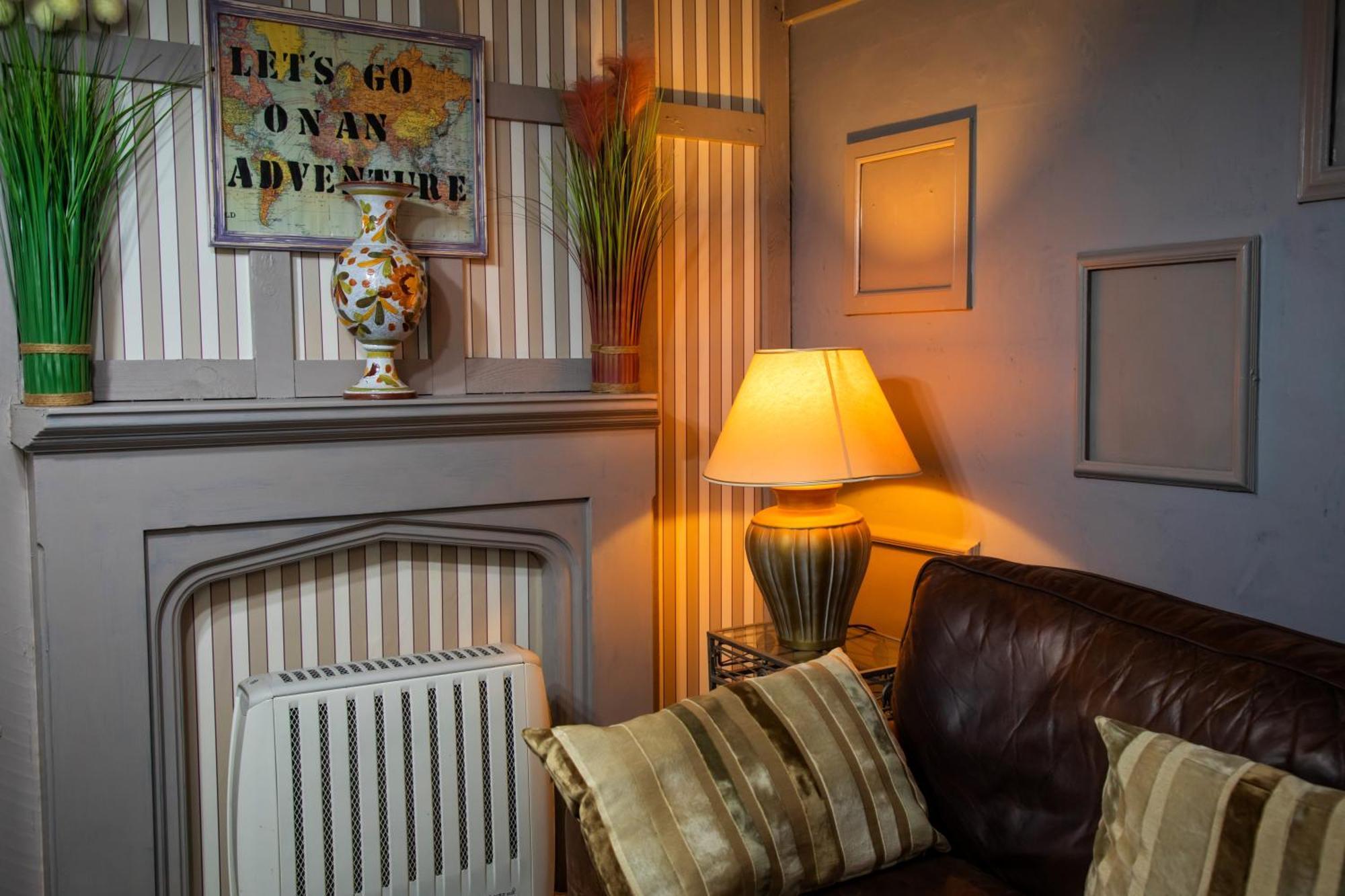 The Secret Garden Apartment Newark upon Trent Екстериор снимка