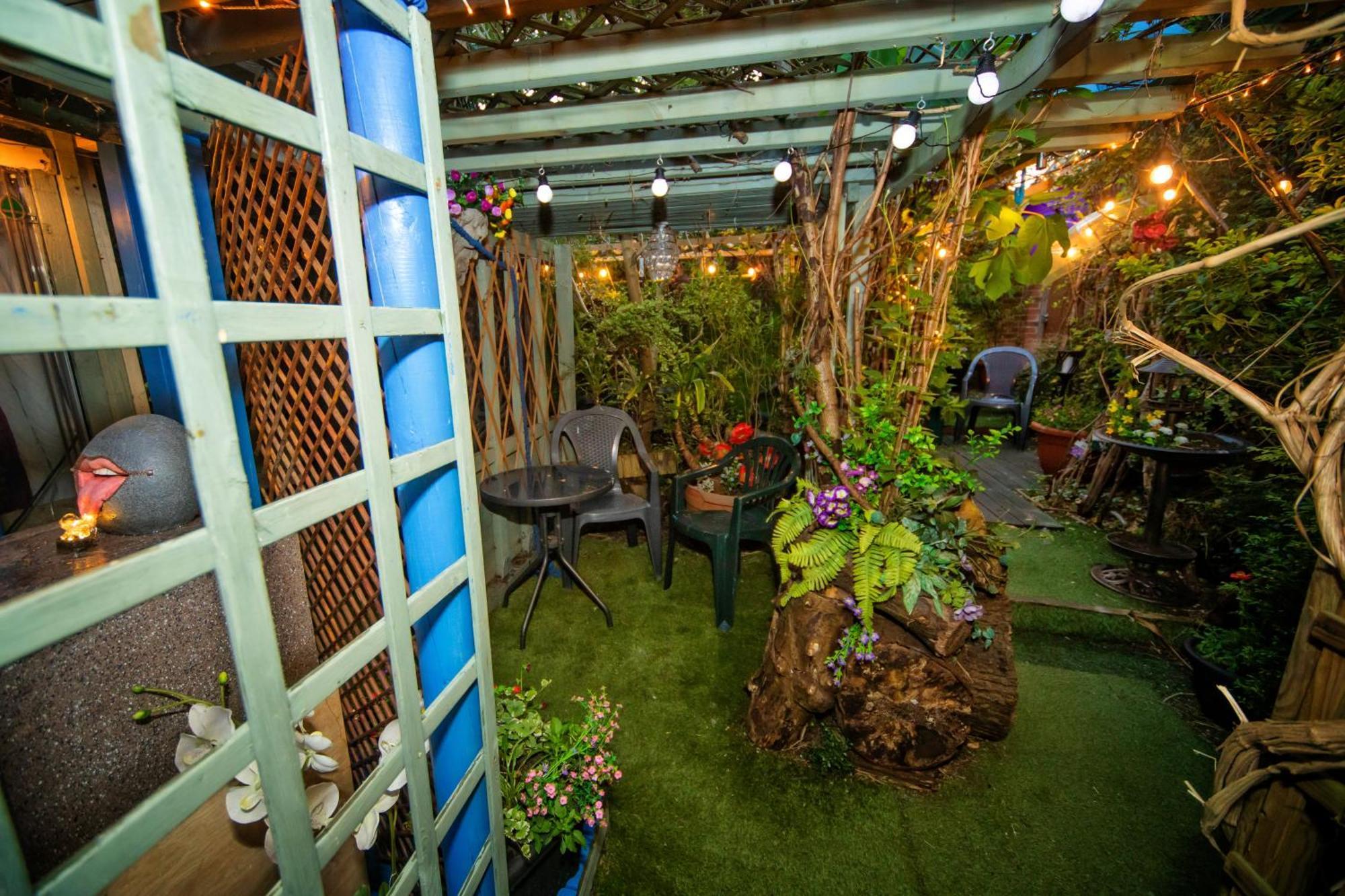 The Secret Garden Apartment Newark upon Trent Екстериор снимка