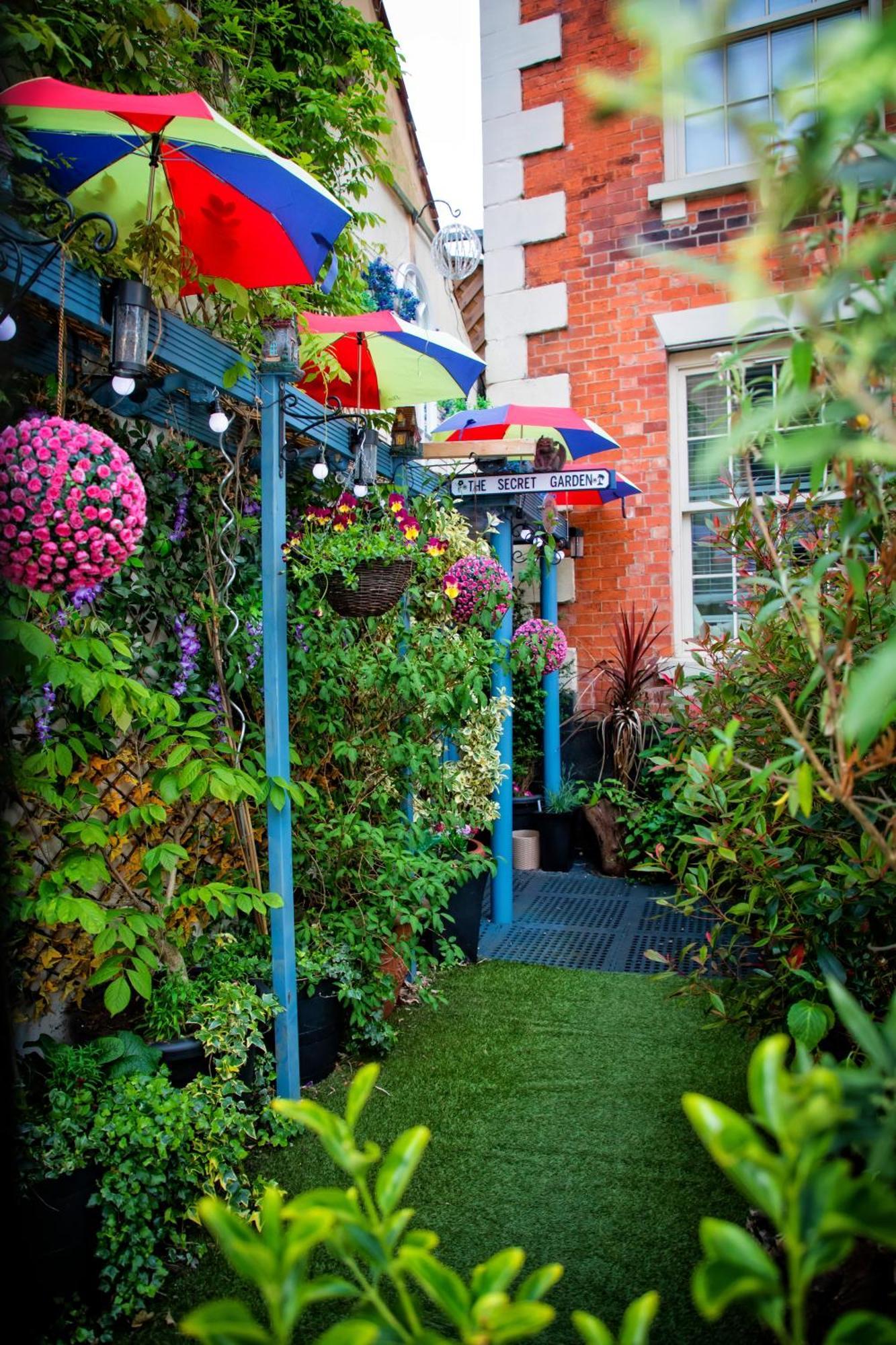 The Secret Garden Apartment Newark upon Trent Екстериор снимка